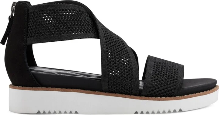 Easy Spirit Women's Wander Lightweight Strappy Sandals - Image 10