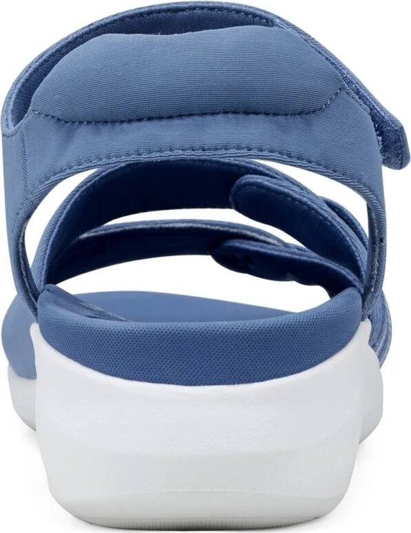Easy Spirit Women's Weber Lightweight Sporty Sandals - Image 11
