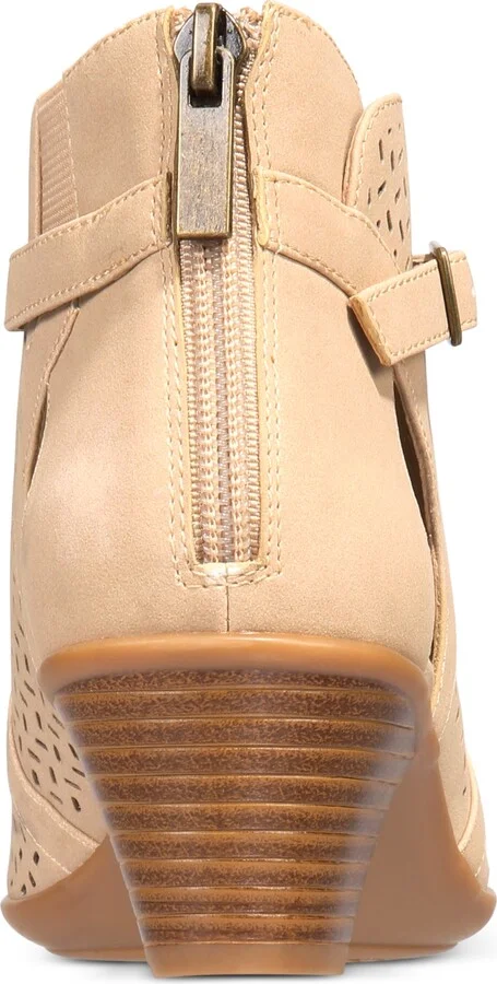 Easy Street Carrigan Sandals - Image 7
