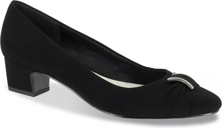 Easy Street Eloise Pump