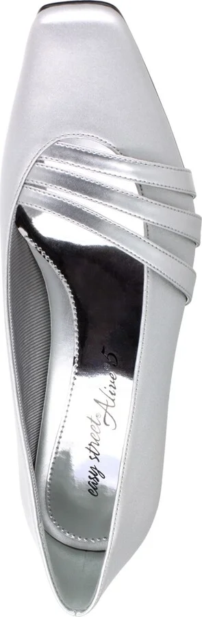 Easy Street Entice Squared toe Pumps - Image 4