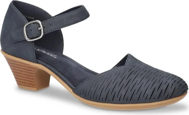Easy Street Justina Sandal