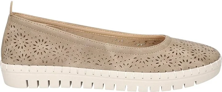 Easy Street Nitza Women's Flat Shoes Natural : 7 M (B), Leather - Image 5