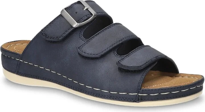 Easy Street Pinterry Sandal