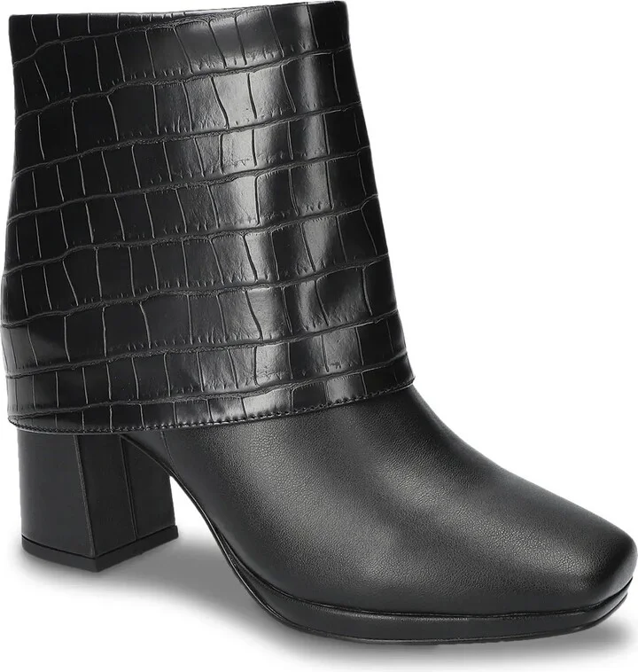 Black Croc Print