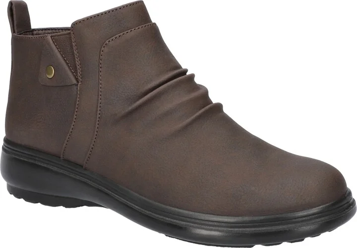 Easy Street Women's Ariadne Ankle Boots