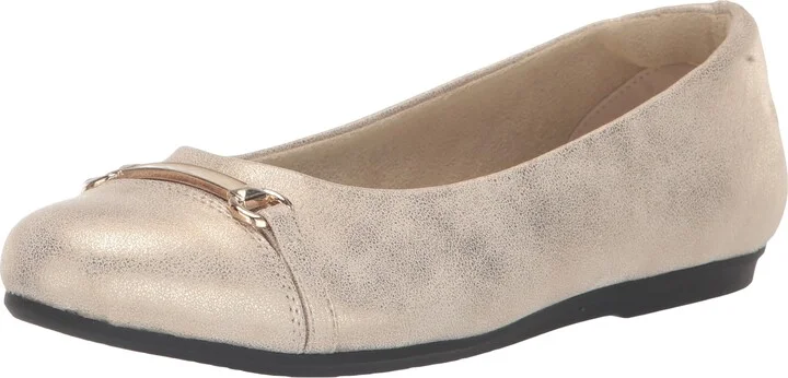 Easy Street Women's Asher Ballet Flat