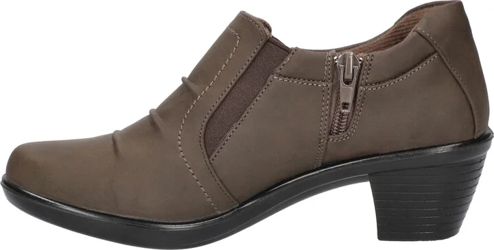 Easy Street Women's Chipper Comfort Shooties - Image 6