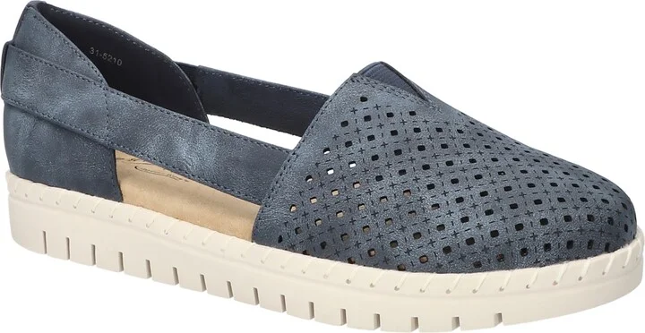 Easy Street Women's Fedra Comfort Slip-On Flats