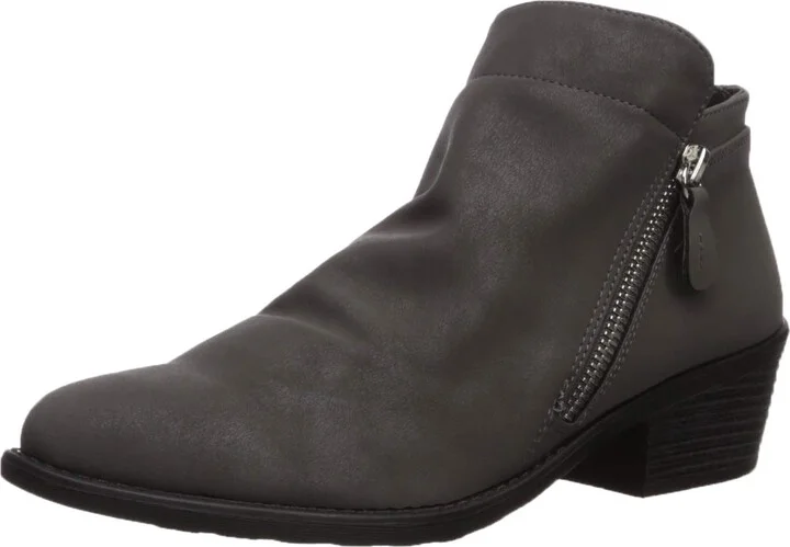 Easy Street Women's Gusto Ankle Boot