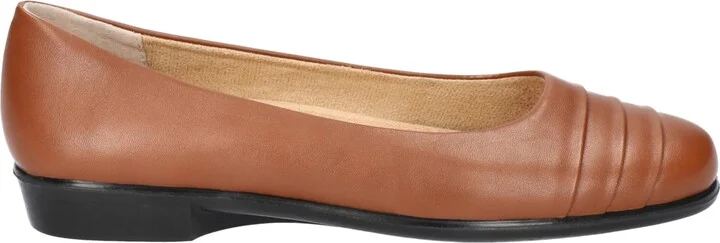 Easy Street Women's Hayes Square Toe Flats - Image 2