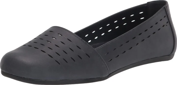 Easy Street Women's Isha Ballet Flat