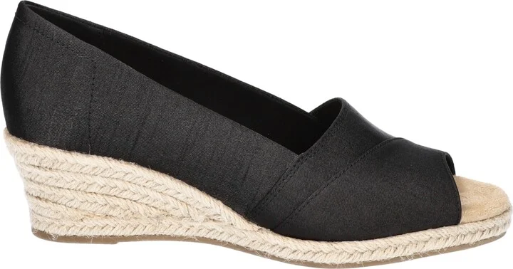 Easy Street Women's Jasper Super Flex Espadrille Sandals - Image 10