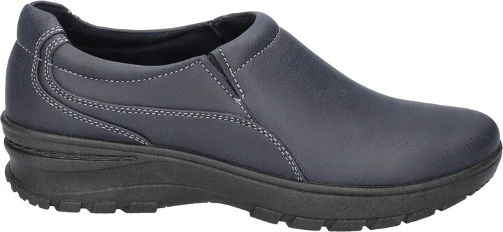 Easy Street Women's Jayn Slip Resistant Flats - Image 2