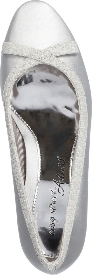 Easy Street Women's Kata Round-Toe Slip-On Pumps - Image 8