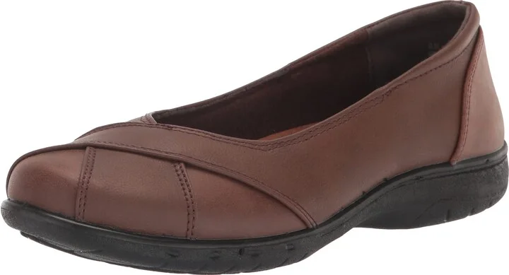 Easy Street Women's Kaz Sneaker