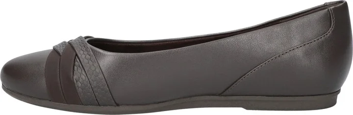 Easy Street Women's Kylie Comfort Ballet Flats - Image 6
