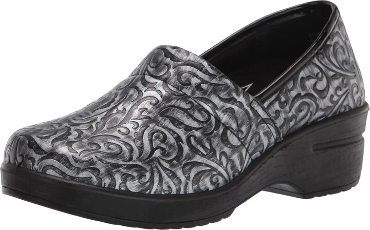 Easy Street womens Laurie Laurie Silver Artisan Tool 9 us wide