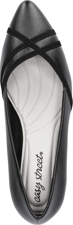 Easy Street Women's Lotus Block Heel Pumps - Image 9