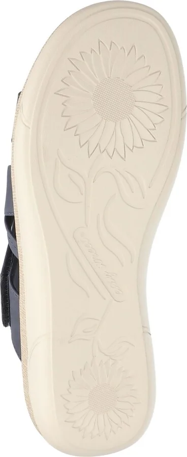 Easy Street Women's Paola Comfort Platform Sandals - Image 10