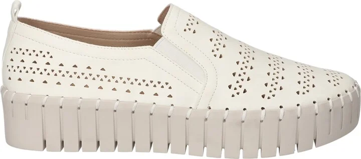 Easy Street Women's Peppy Slip-On Platform Sneakers - Image 2