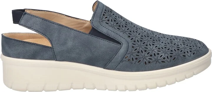 Easy Street Women's Petal Comfort Slip-On Flats - Image 2