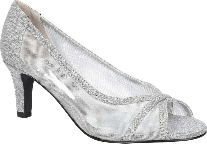 Easy Street Women's Picaboo Pumps