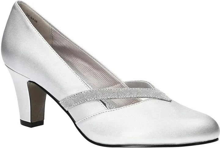 Easy Street Women's Pleasant Dress Shoe Pump