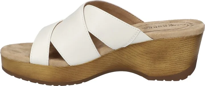 Easy Street Women's Ren Slip-Resistant Sandals - Image 6