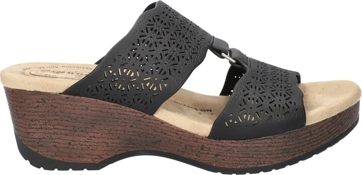 Easy Street Women's Rin Slip-Resistant Sandals - Image 2