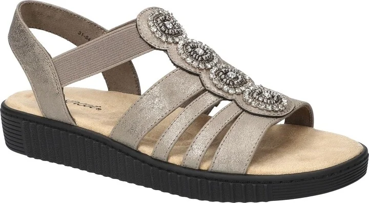 Easy Street Women's Samira Flat Sandal