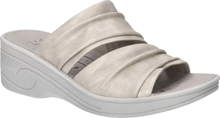 Easy Street Women's Seeker Wedge Sandal
