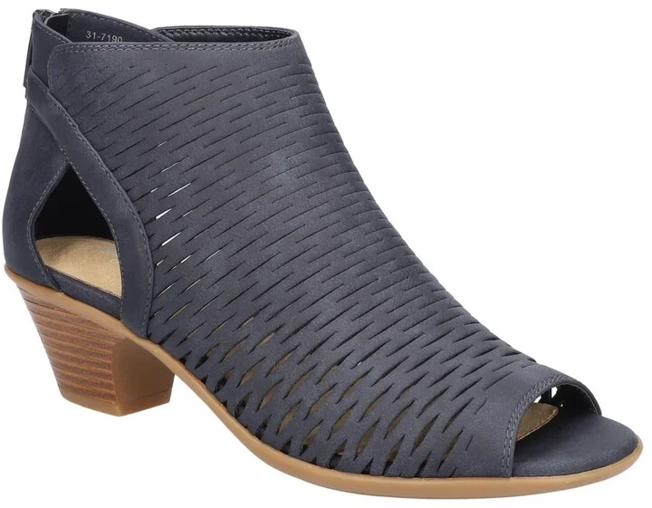 Easy Street Women's Sunrise Sandals