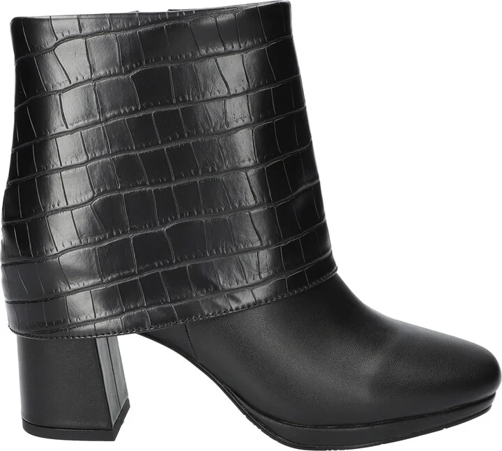 Easy Street Women's Sutton Square Toe Ankle Boots - Image 2