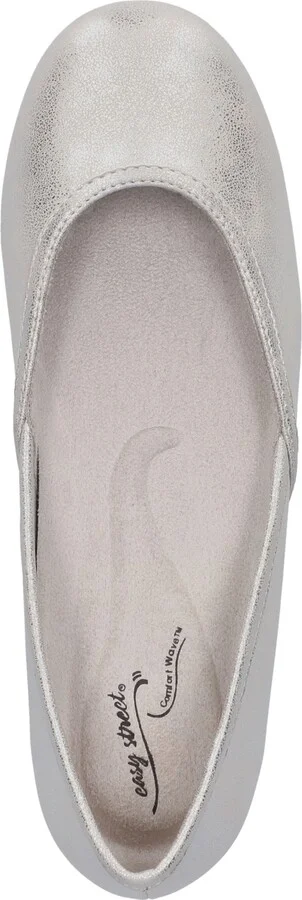 Easy Street Women's Tamar Ballet Flats - Image 4