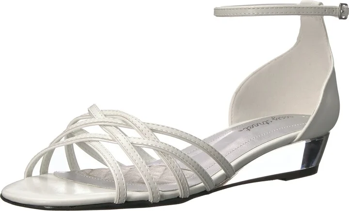 White/White Patent Piping