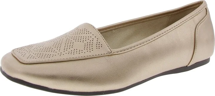 Easy Street Women's Thrill Perf Sneaker