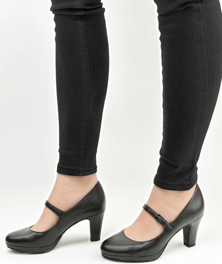 Easy Street Women's Zest Platform Pumps - Image 6