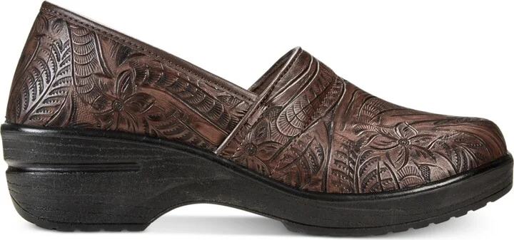 Easy Works By Easy Street Lyndee Slip Resistant Clogs - Image 2