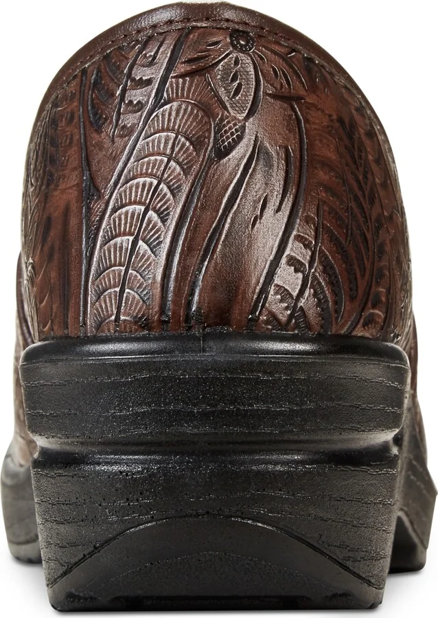 Easy Works By Easy Street Lyndee Slip Resistant Clogs - Image 3