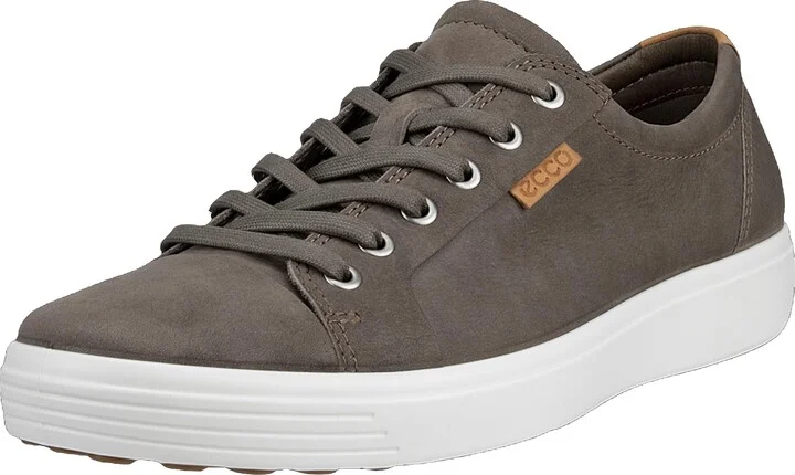 Dark Clay Nubuck/Lion