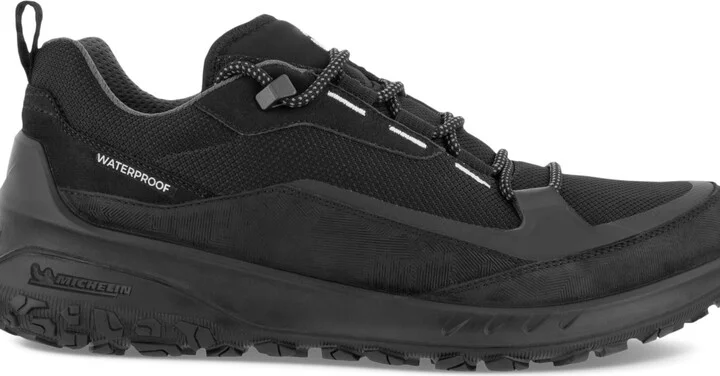 Ecco Men's Ultra Terrain Waterproof Sneakers - Black, Tarmac - Image 7