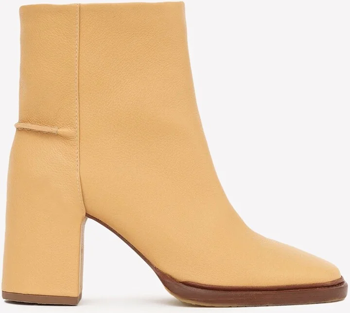 Edith 80 Ankle Boots in Calf Leather