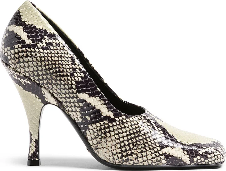 Effect Leather Pumps