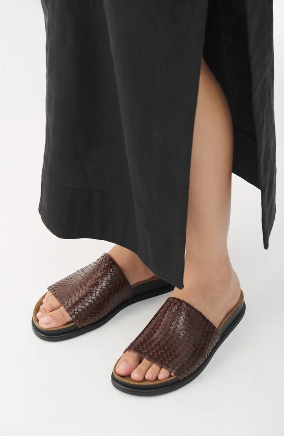 Effie Slide Sandal - Image 2