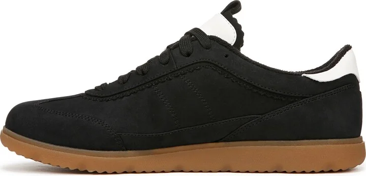 Effortless Low Top Sneaker - Image 8