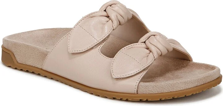 Elara Sandal