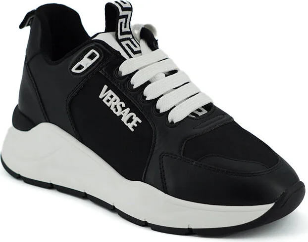 Elegant Monochrome Leather Women's Sneakers - Image 2