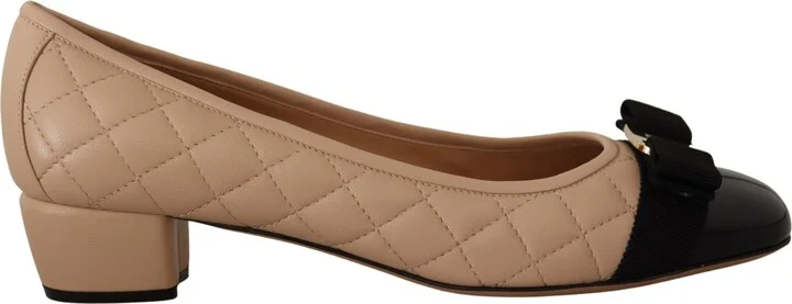 Elegant Quilted Leather Pumps in Beige and Women's Black