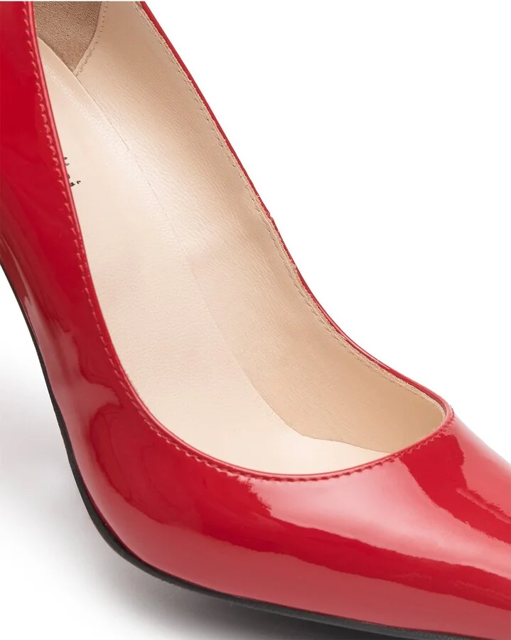 Elegant Stilleto Pump - Image 10